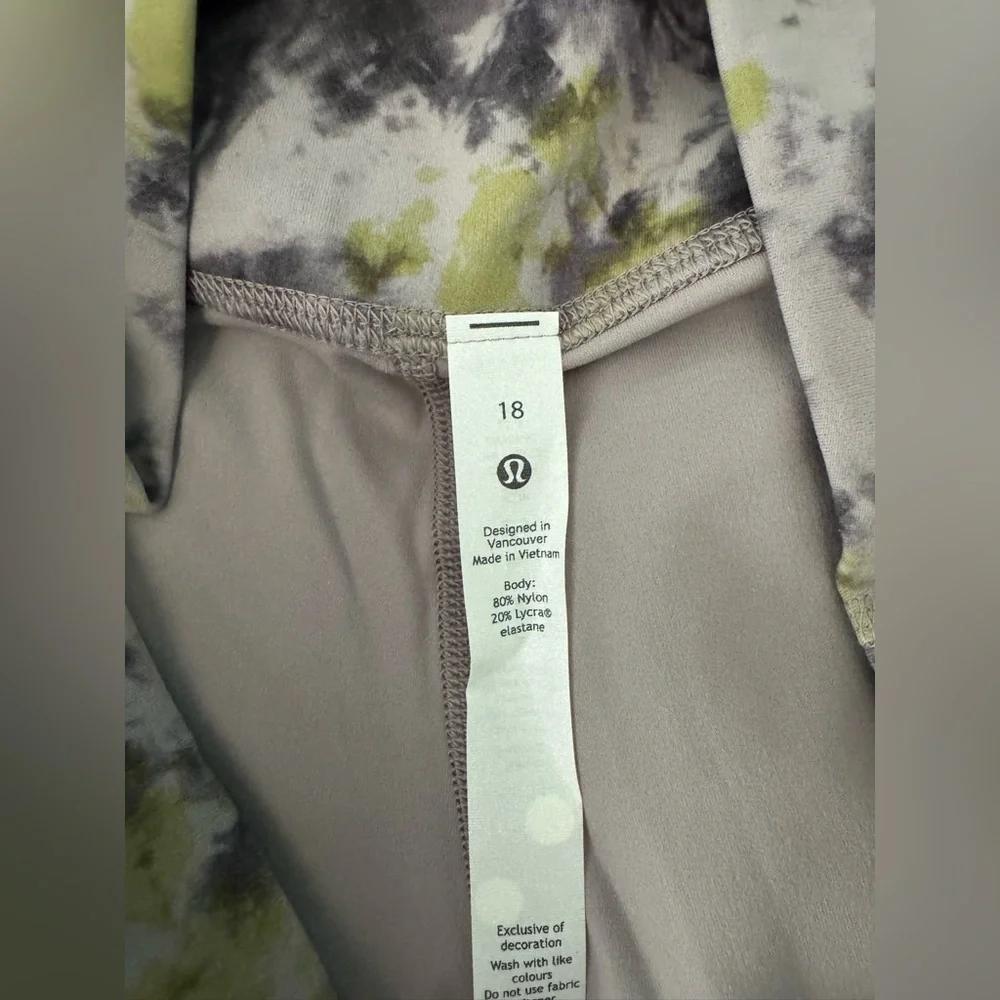 NWOT Lululemon Align High-Rise Pant 28"
Radial Tie Dye Mauve Grey Multi - Picture 8 of 9